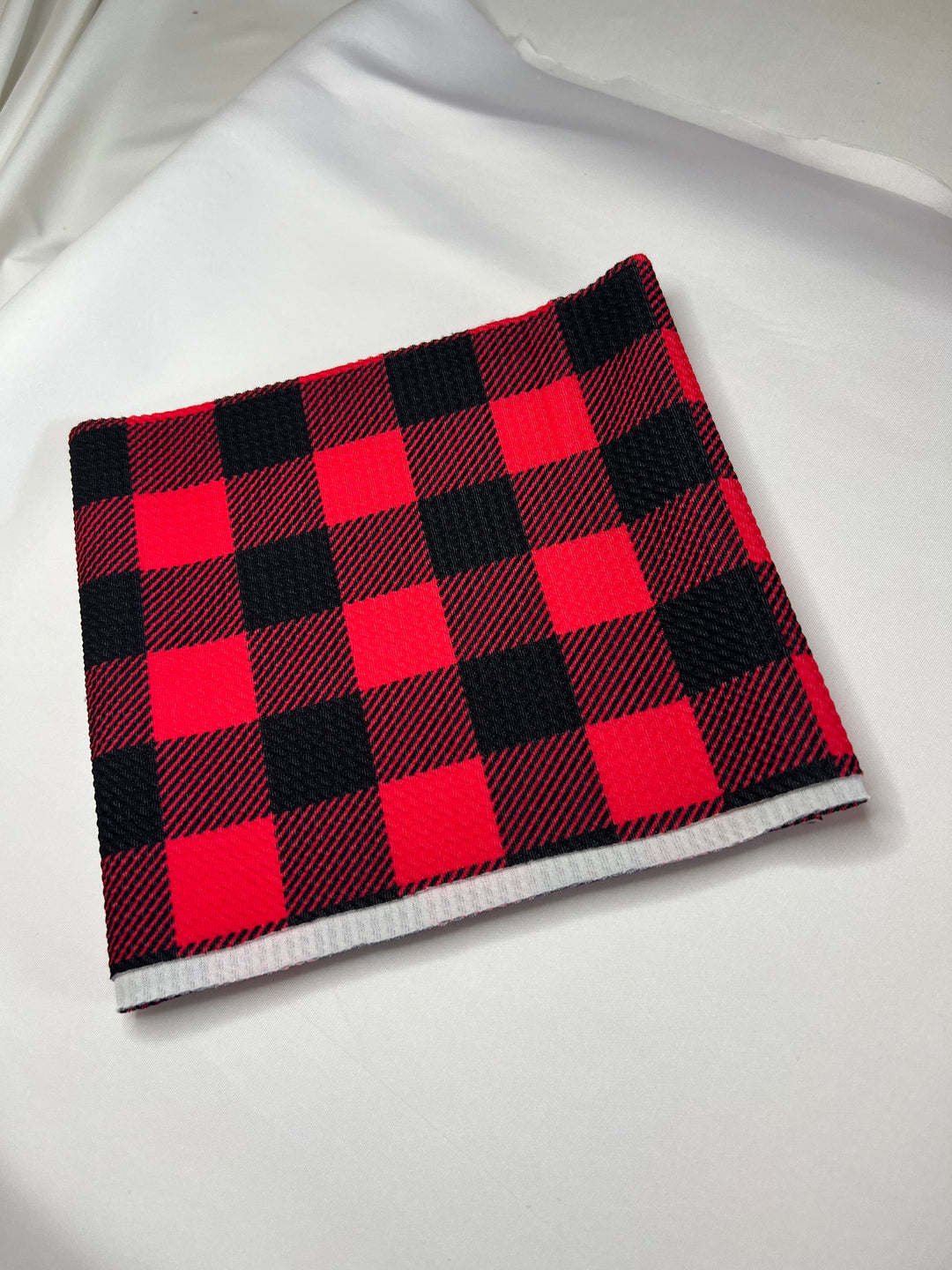 Bullet 6"x40" Red Black Plaid